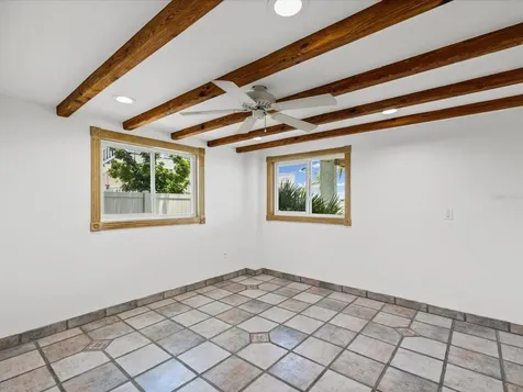 1647 Sea Breeze Drive Tarpon Springs FL 34689