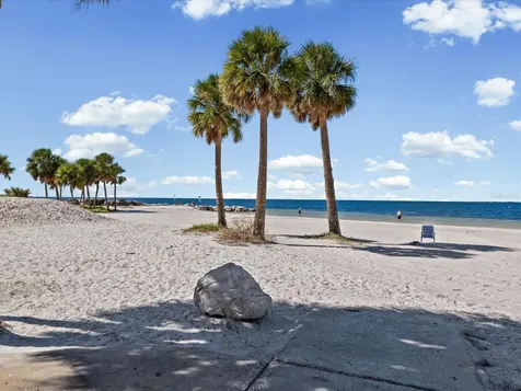 1647 Sea Breeze Drive Tarpon Springs FL 34689