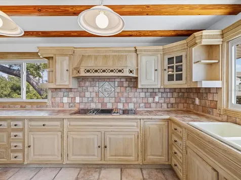 1647 Sea Breeze Drive Tarpon Springs FL 34689