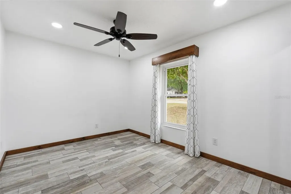 39825 Sunburst Drive Dade City FL 33525