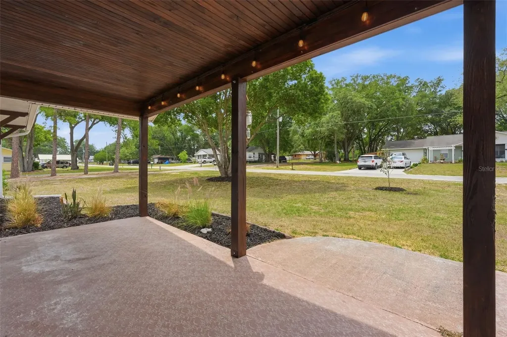 39825 Sunburst Drive Dade City FL 33525