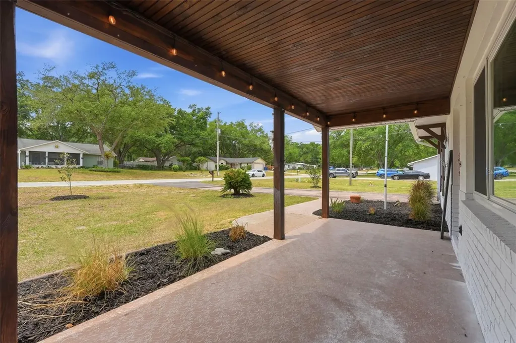 39825 Sunburst Drive Dade City FL 33525