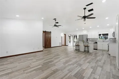 39825 Sunburst Drive Dade City FL 33525