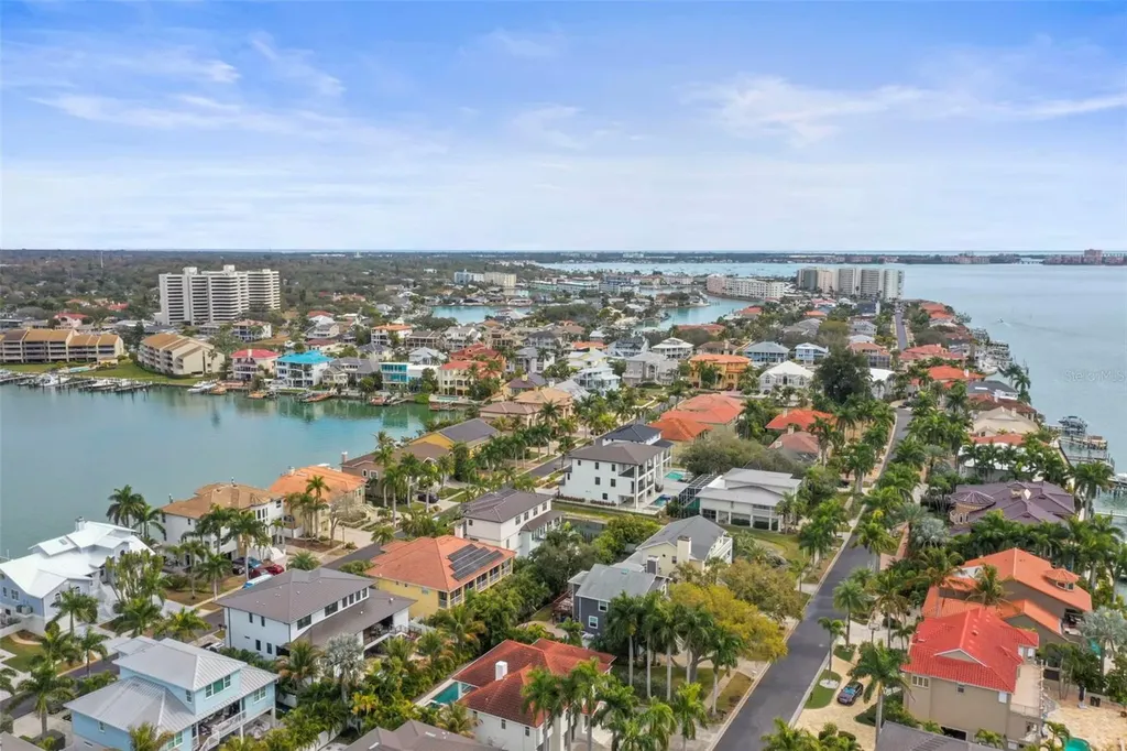 6012 Kipps Colony Drive E Gulfport FL 33707