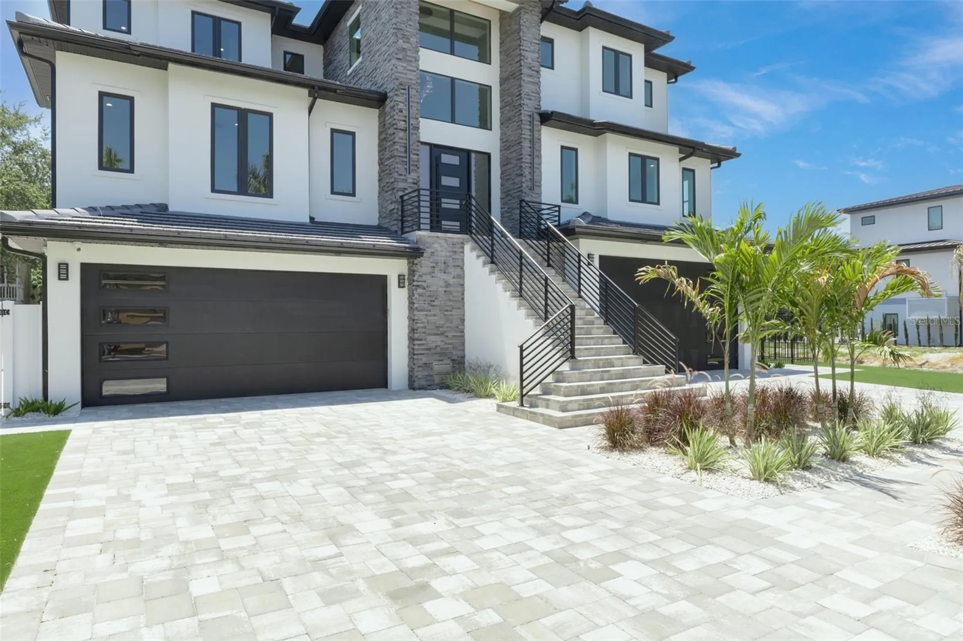 6012 Kipps Colony Drive E Gulfport FL 33707