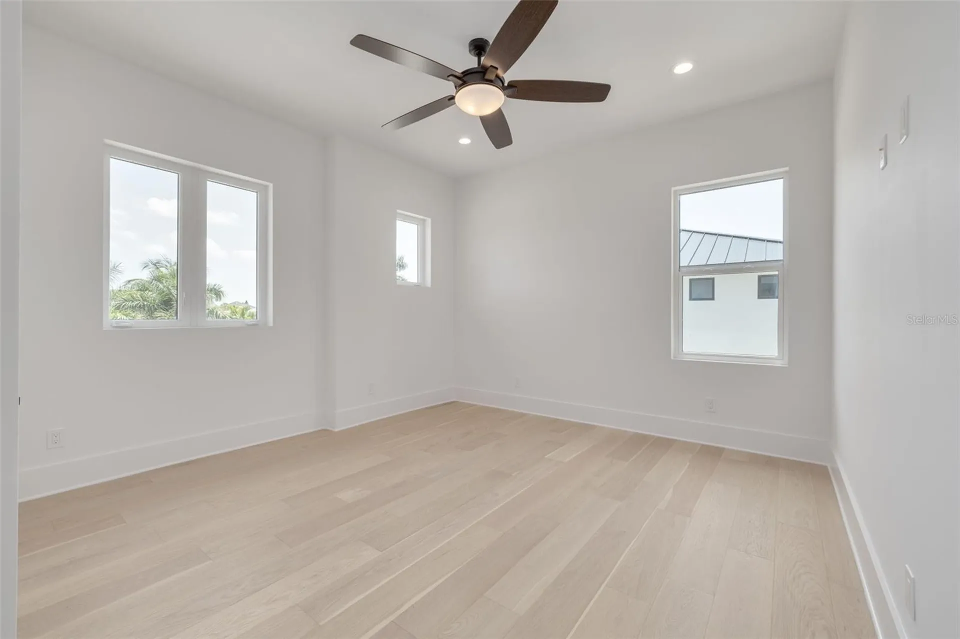 6012 Kipps Colony Drive E Gulfport FL 33707