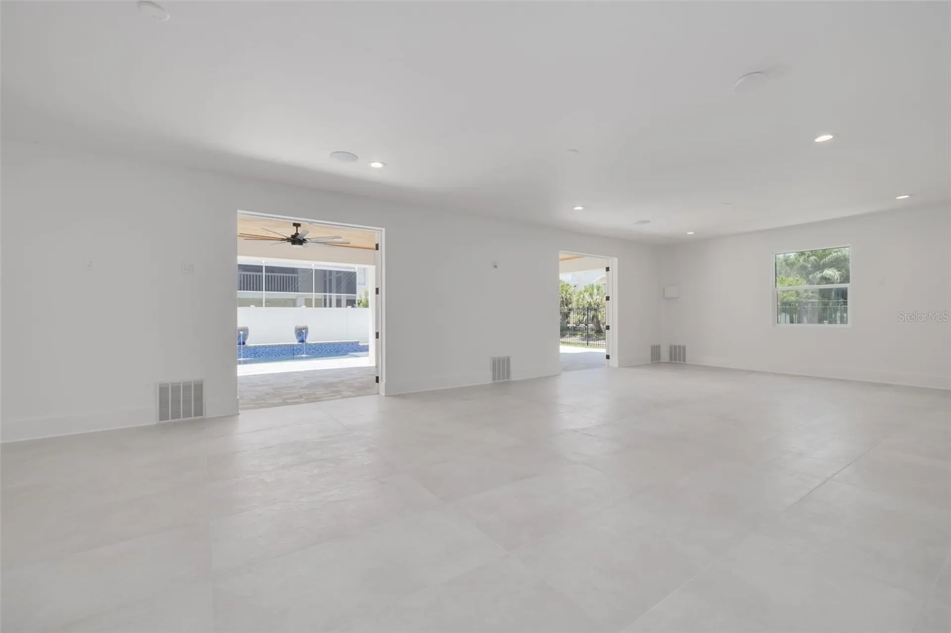 6012 Kipps Colony Drive E Gulfport FL 33707