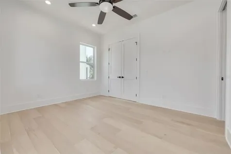 6012 Kipps Colony Drive E Gulfport FL 33707