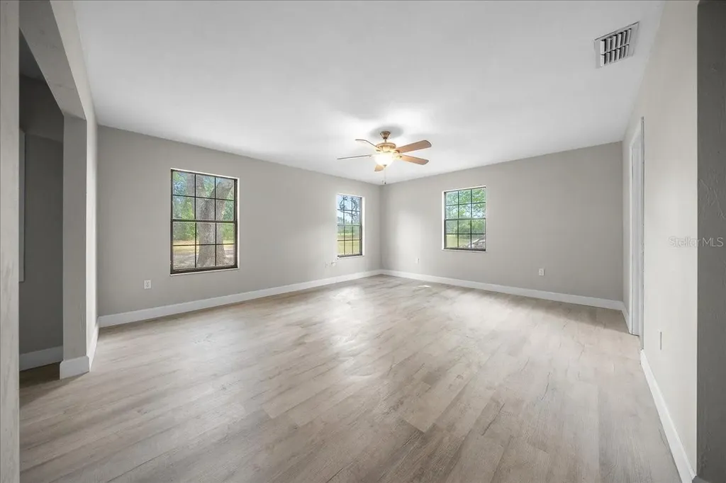 1869 SW 32nd Place Bell FL 32619