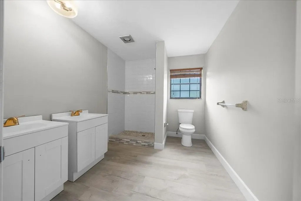 1869 SW 32nd Place Bell FL 32619