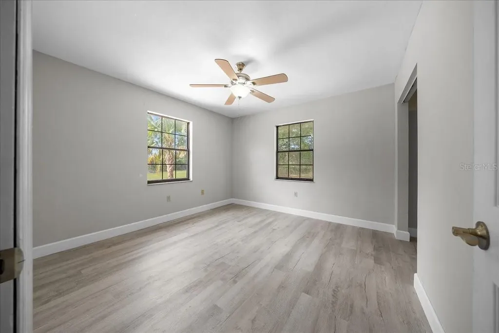 1869 SW 32nd Place Bell FL 32619