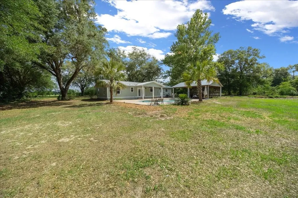 1869 SW 32nd Place Bell FL 32619