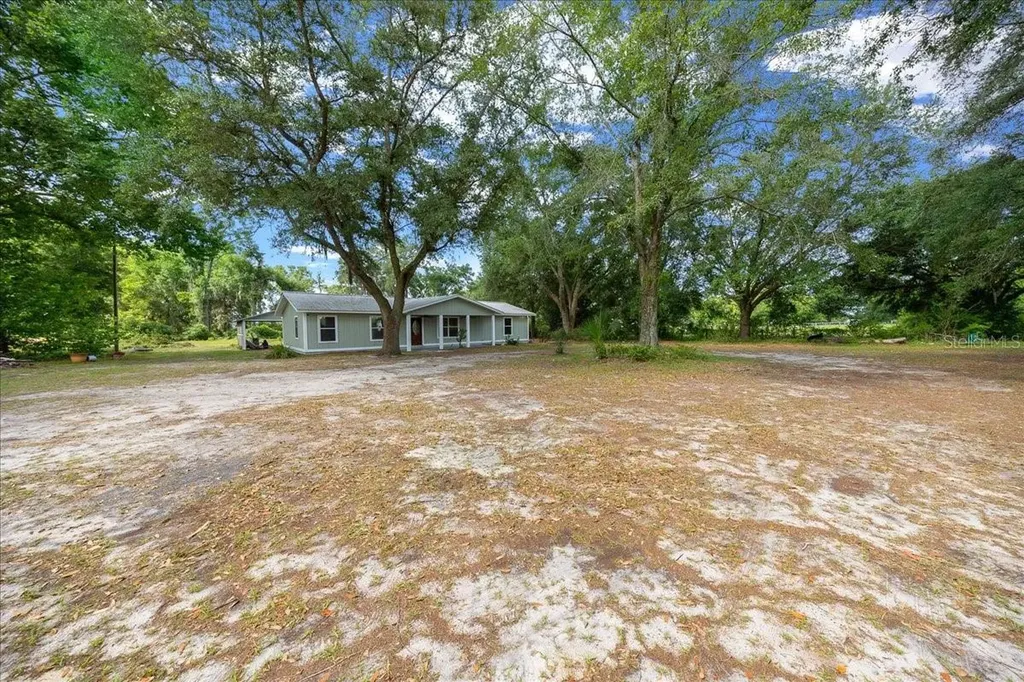 1869 SW 32nd Place Bell FL 32619