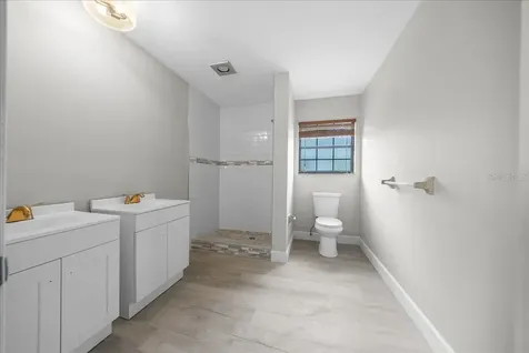 1869 SW 32nd Place Bell FL 32619
