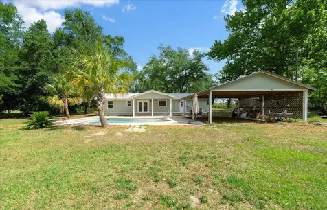 1869 SW 32nd Place Bell FL 32619