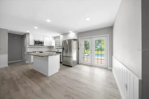 1869 SW 32nd Place Bell FL 32619