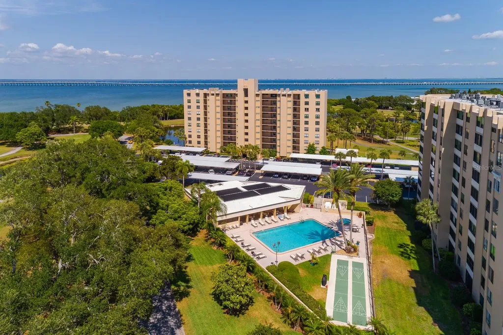 2620 Cove Cay Drive Clearwater FL 33760