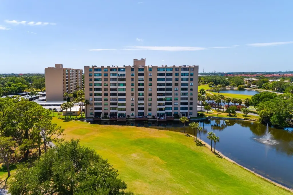 2620 Cove Cay Drive Clearwater FL 33760