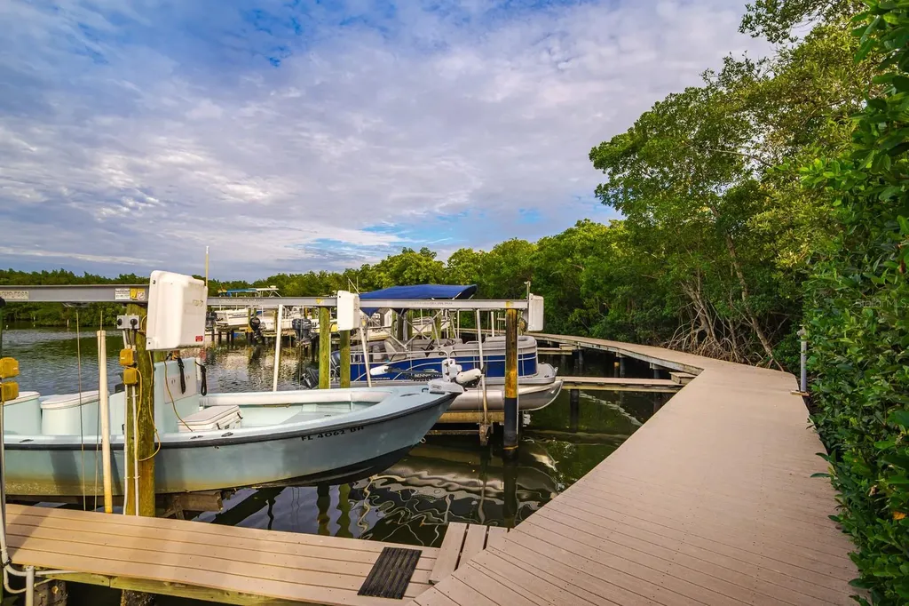 2620 Cove Cay Drive Clearwater FL 33760