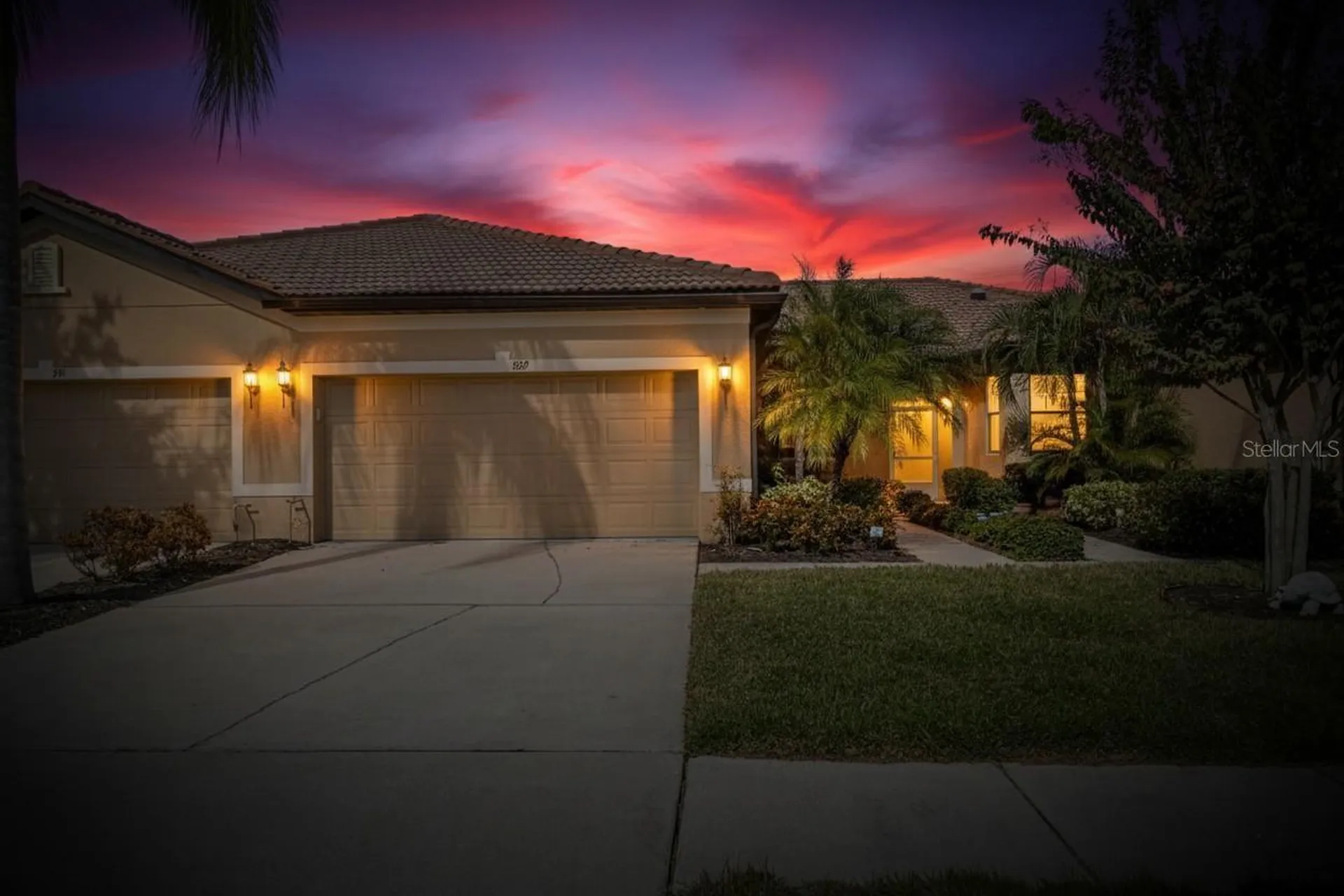 329 Seneca Falls Drive Apollo Beach FL 33572