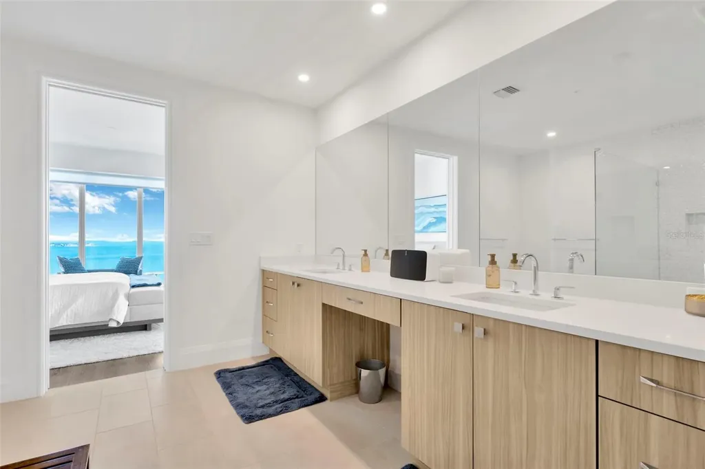 2910 W Barcelona Street Tampa FL 33629