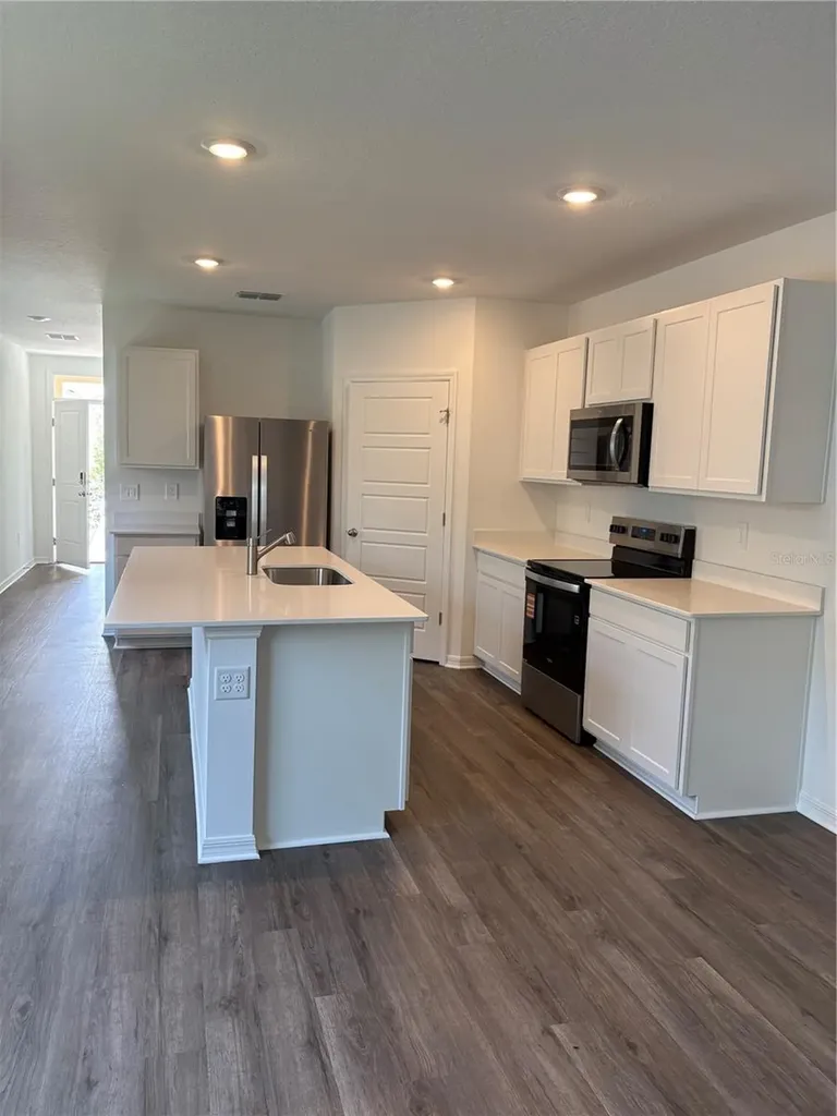 3294 Partington Davenport FL 33837