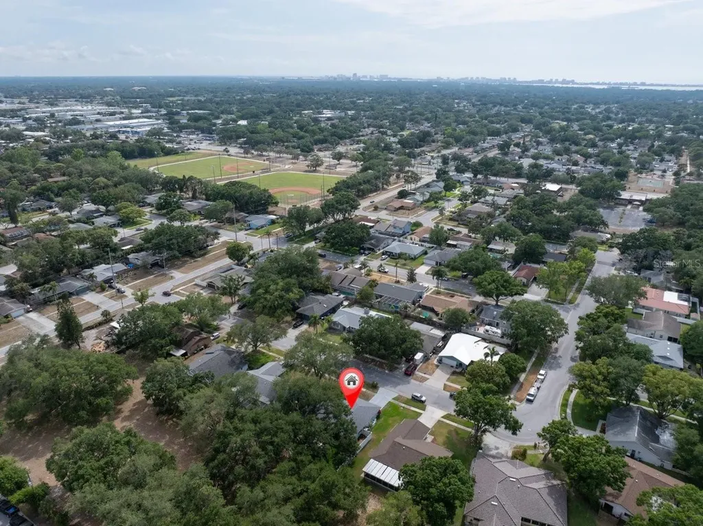 2017 Kamensky Road Clearwater FL 33763