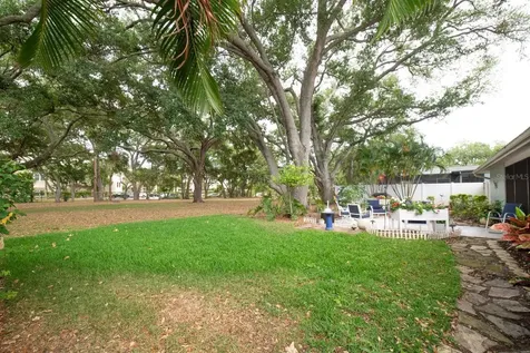 2017 Kamensky Road Clearwater FL 33763