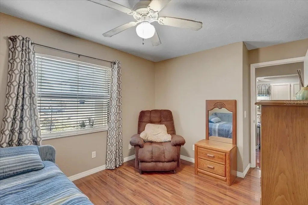222 Glenwood Avenue Osprey FL 34229