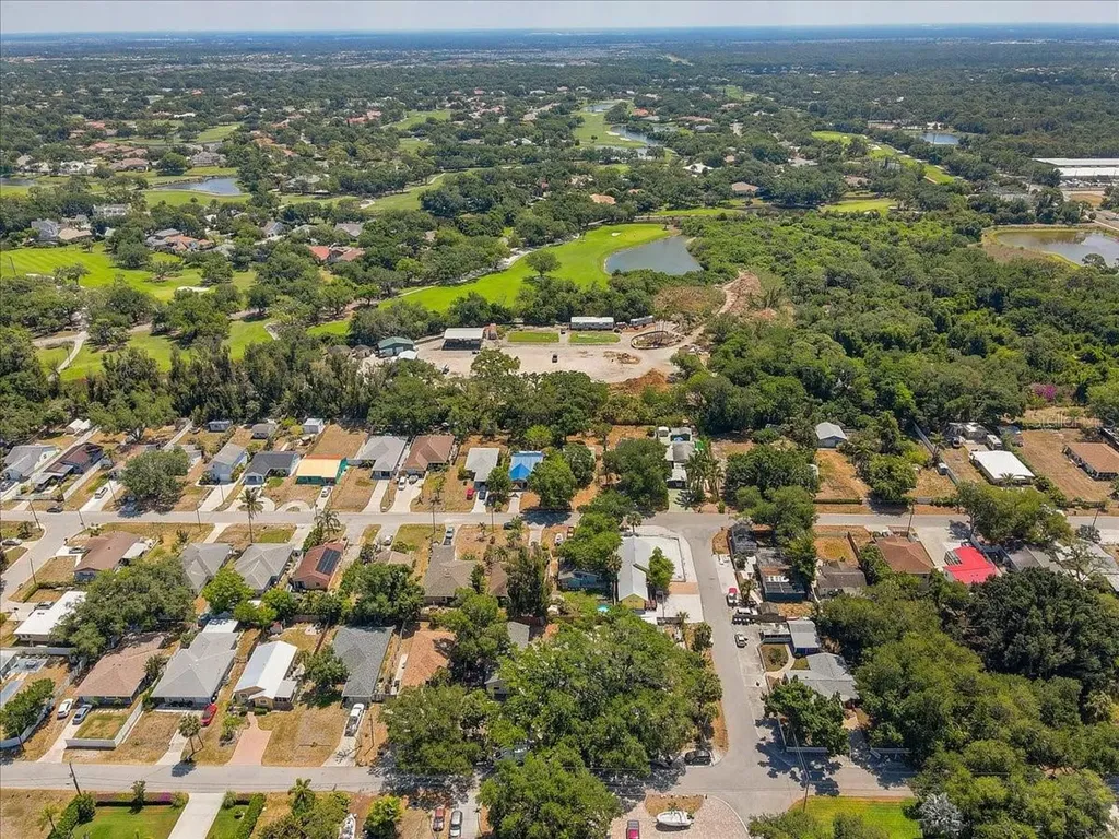 222 Glenwood Avenue Osprey FL 34229
