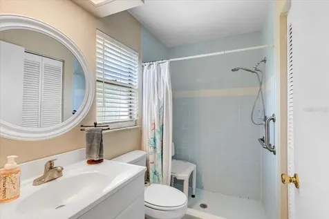 222 Glenwood Avenue Osprey FL 34229
