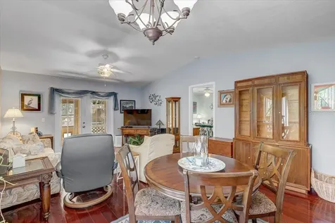 222 Glenwood Avenue Osprey FL 34229