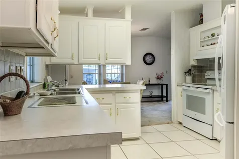 2100 Kings Highway Port Charlotte FL 33980