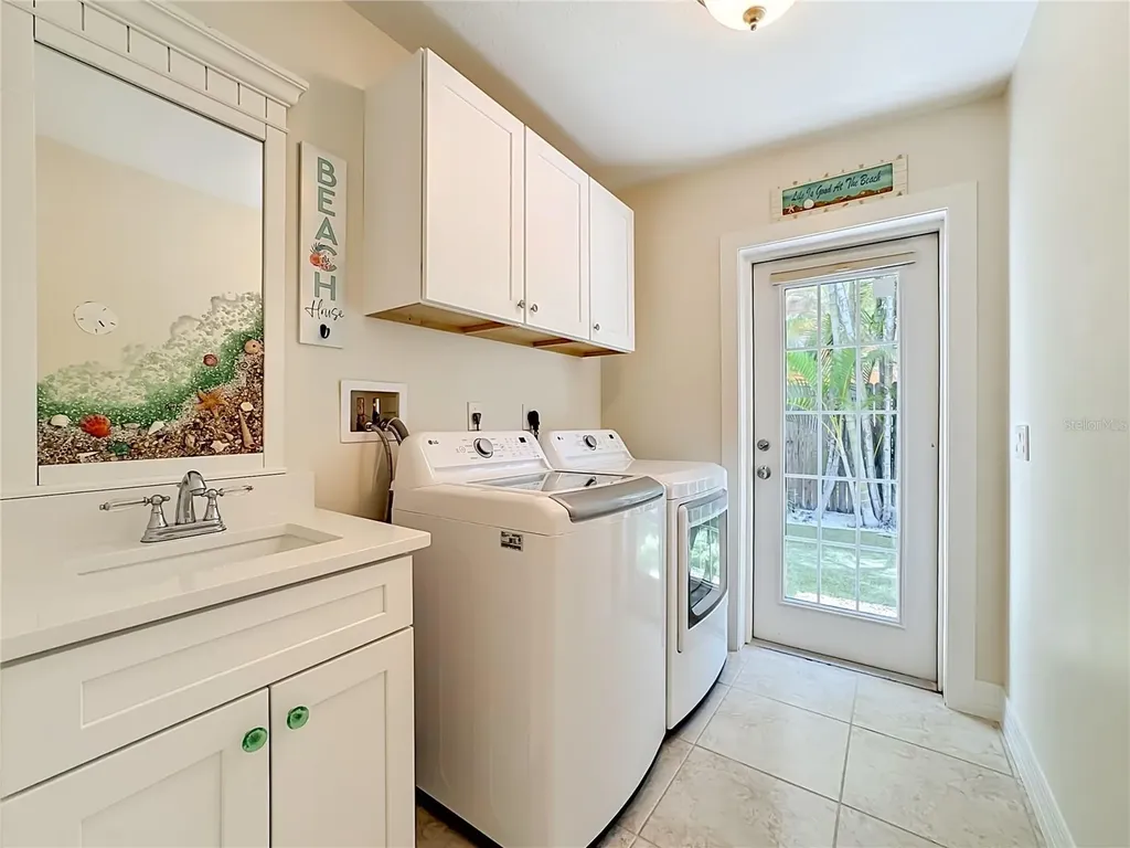 307 68th Holmes Beach FL 34217