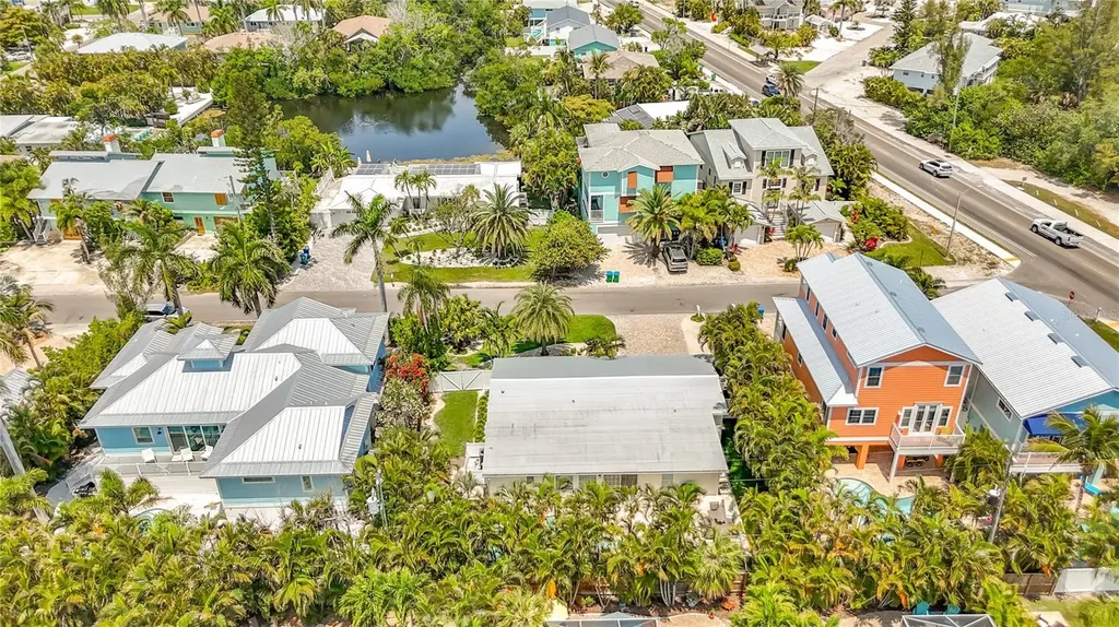 307 68th Holmes Beach FL 34217