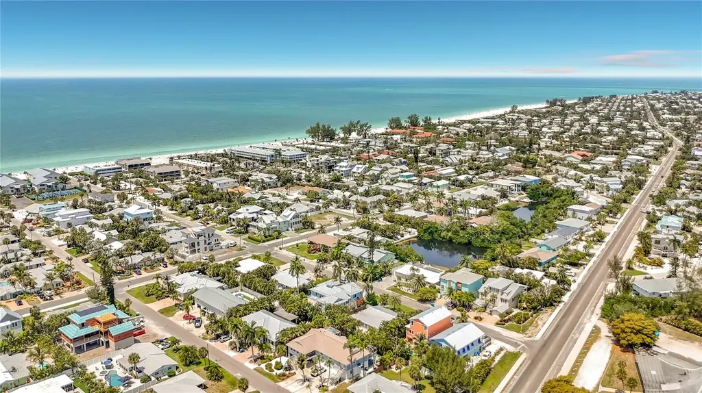 307 68th Holmes Beach FL 34217