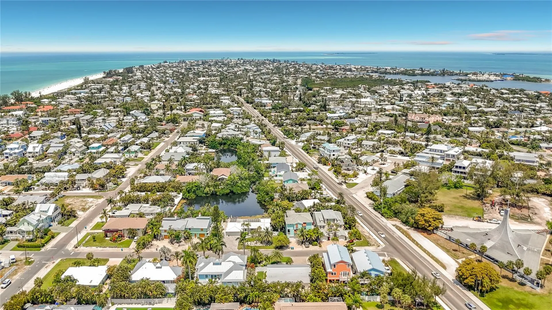 307 68th Holmes Beach FL 34217
