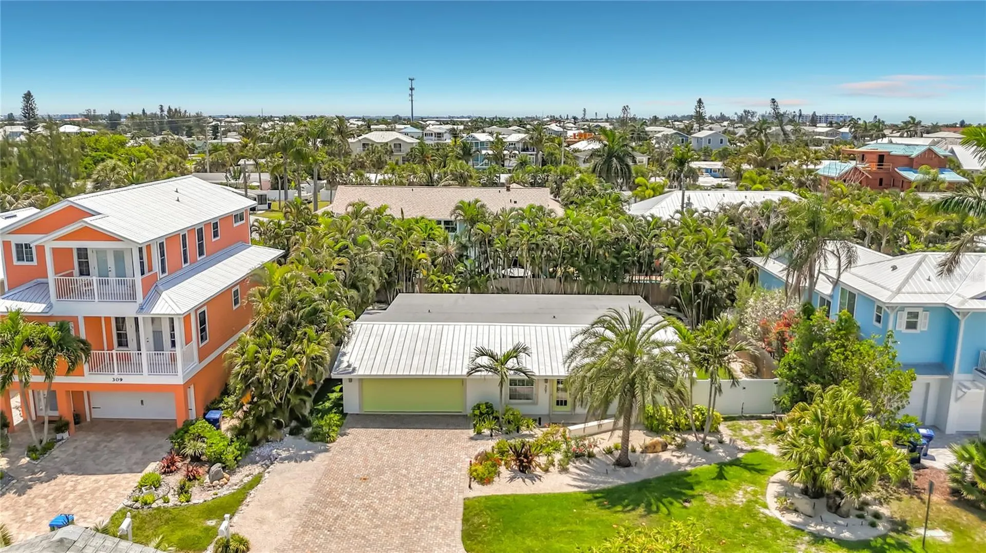 307 68th Holmes Beach FL 34217