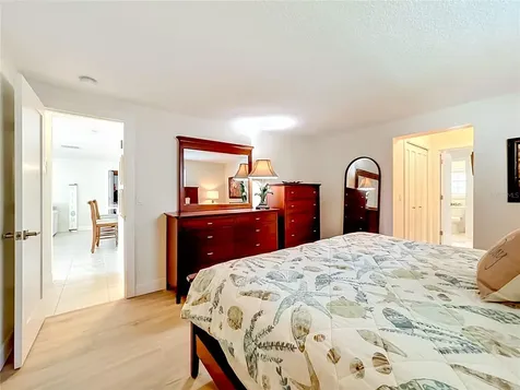 307 68th Holmes Beach FL 34217