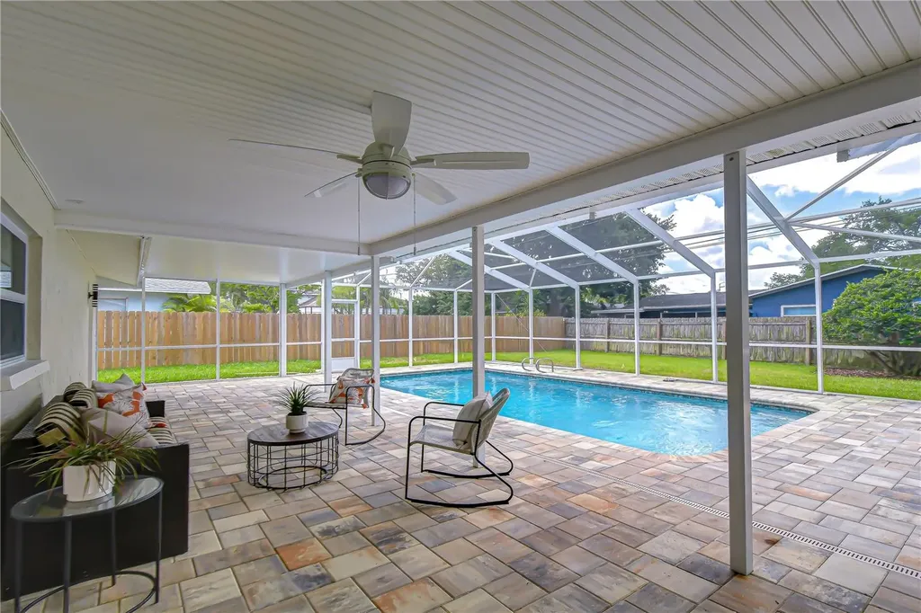2167 Lakeview Road Clearwater FL 33764