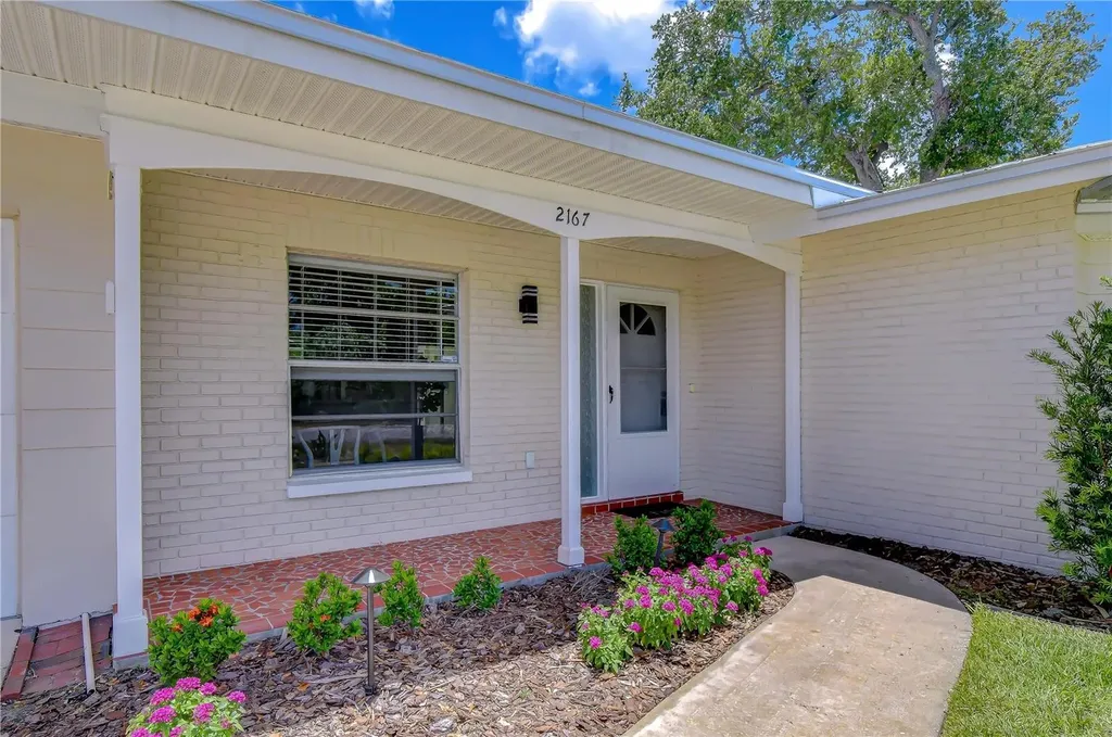 2167 Lakeview Road Clearwater FL 33764