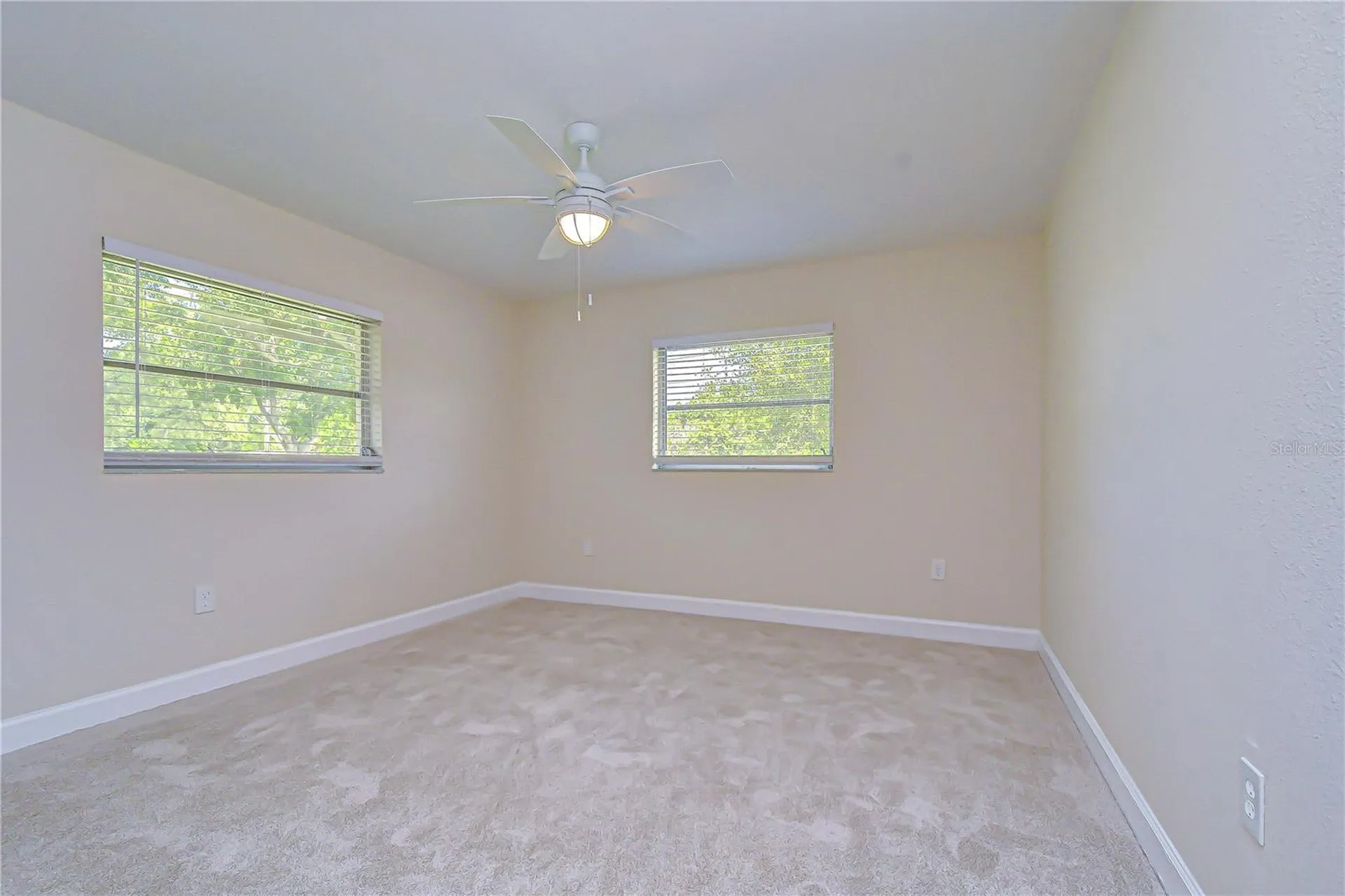 2167 Lakeview Road Clearwater FL 33764