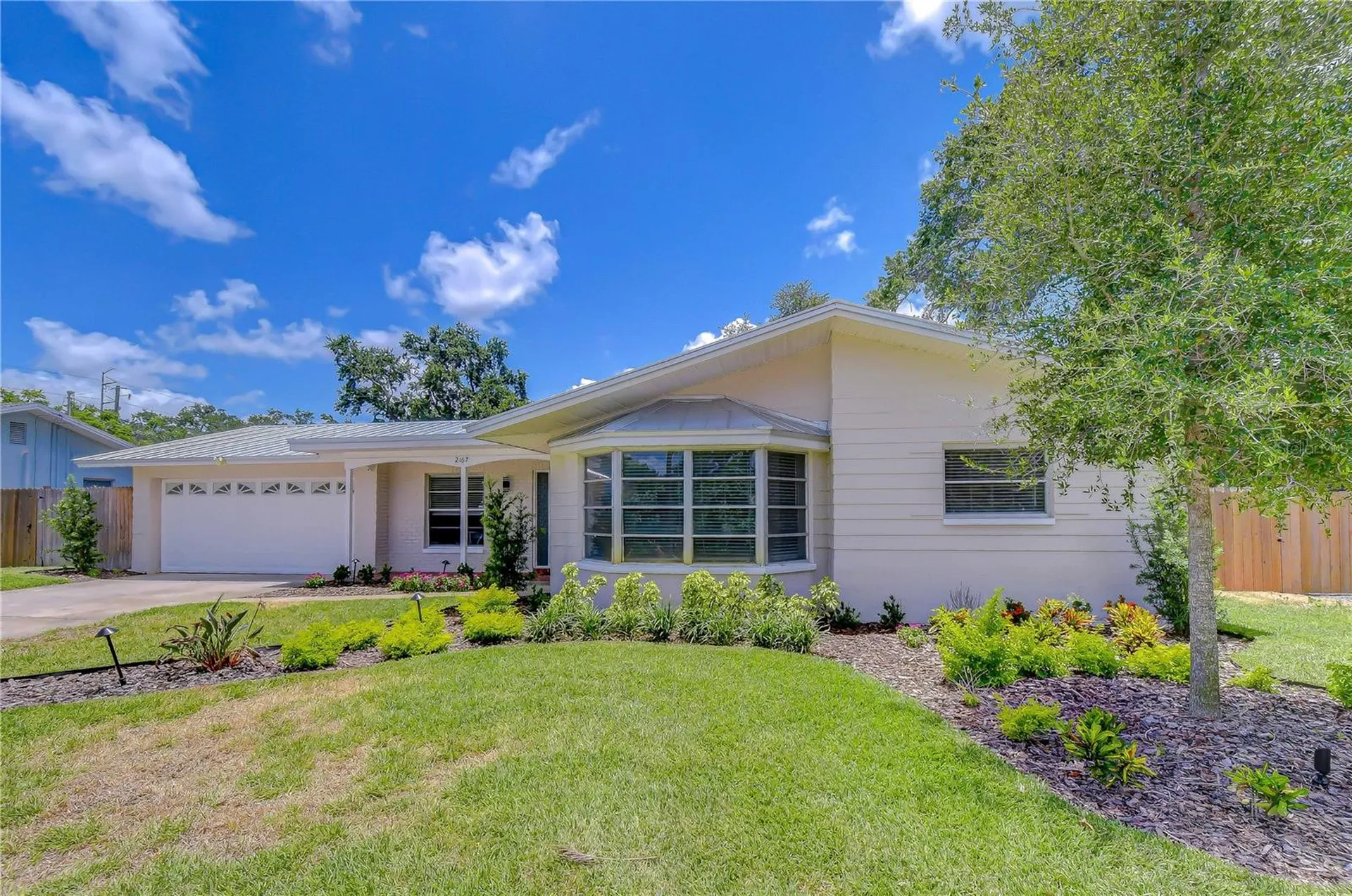 2167 Lakeview Road Clearwater FL 33764