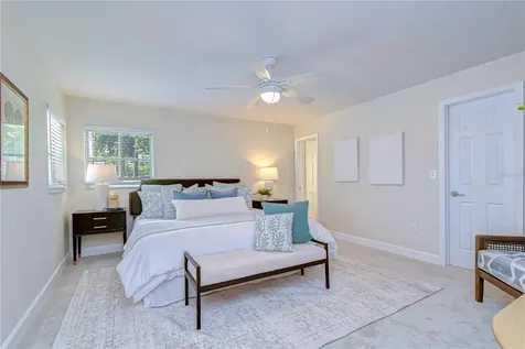 2167 Lakeview Road Clearwater FL 33764