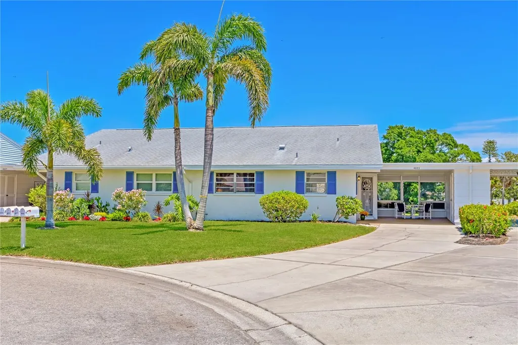 4603 Lexington Circle Bradenton FL 34210