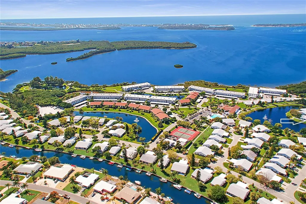 4603 Lexington Circle Bradenton FL 34210