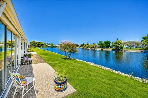 4603 Lexington Circle Bradenton FL 34210