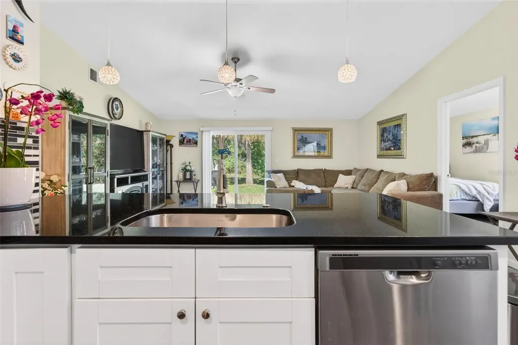 549 Longwood Circle Oldsmar FL 34677