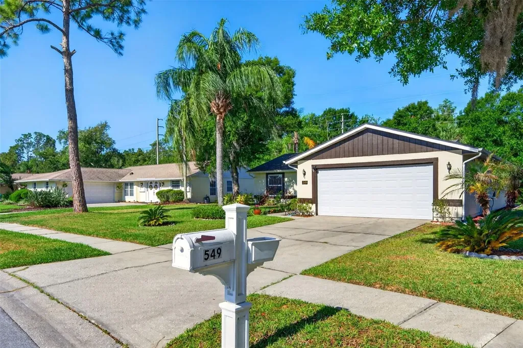 549 Longwood Circle Oldsmar FL 34677