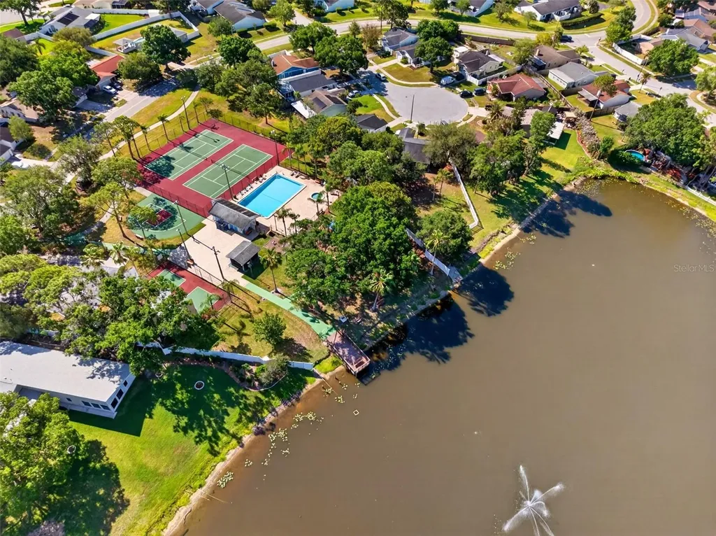 549 Longwood Circle Oldsmar FL 34677